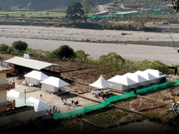 Camp 002 – Riverside Premium Cottage